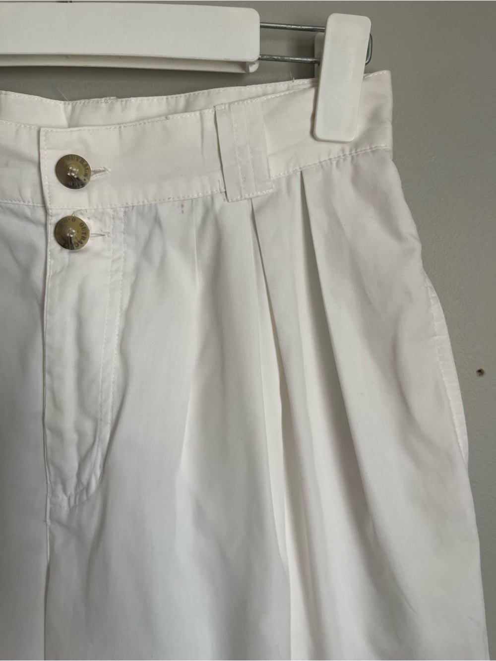 OUTBACK RED | Vintage White Pleated High-Waisted Shorts Sz 10 - Picture 4 of 11